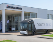 BRIDGESTONE FORNECE PNEUS À VOLTA TRUCKS