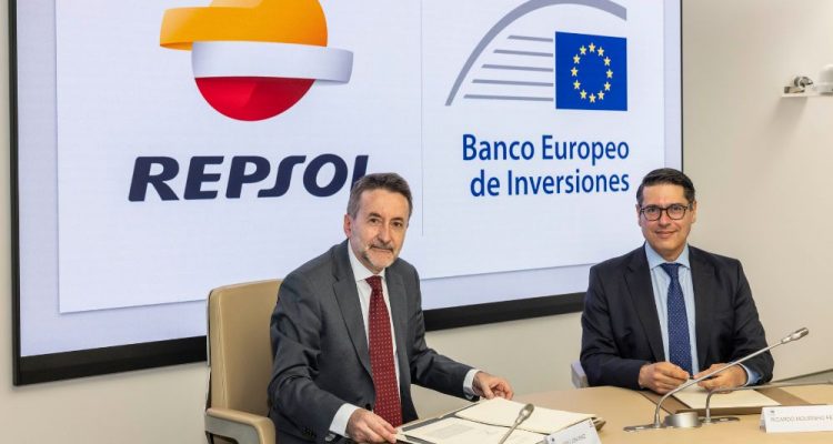 BEI empresta 575 milhões de euros à Repsol para projetos renováveis em Espanha