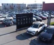 Soc. Com. C. Santos com oportunidades únicas de automóveis a combustão e eletrificados nos 4 Dias Mercedes-Benz Certified