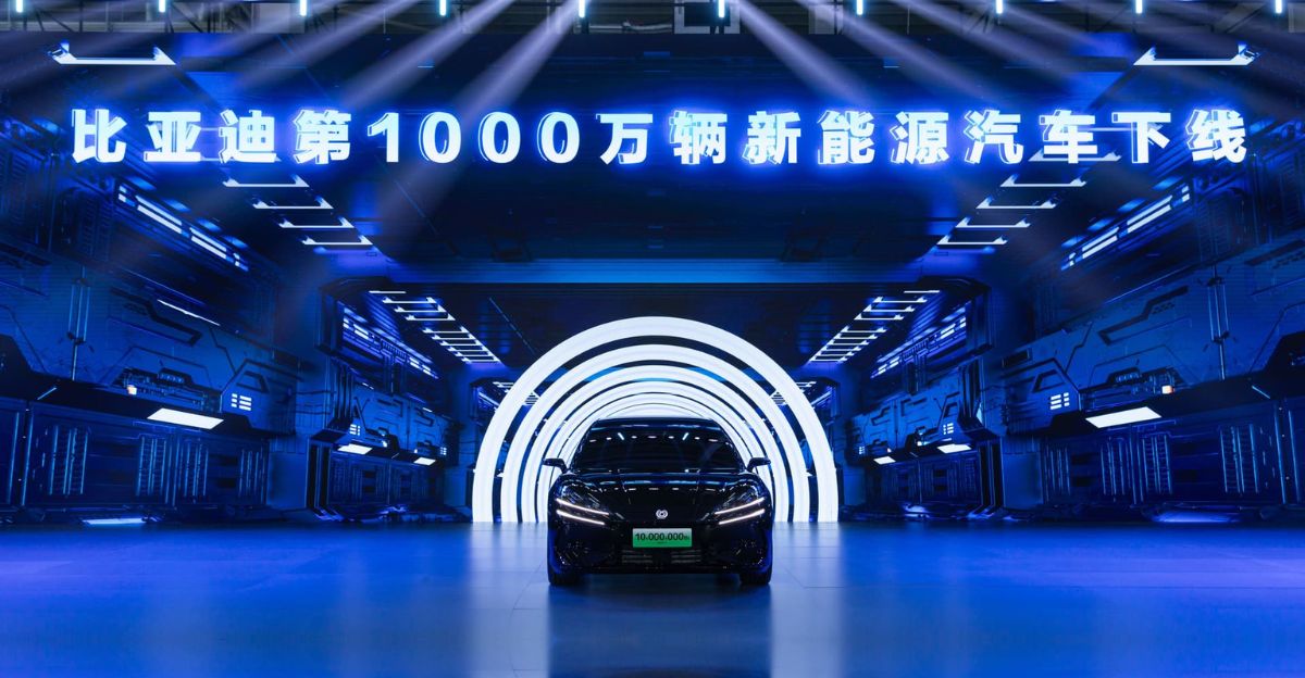 BYD atinge a produção de 10 milhões de viaturas movidas a novas energias no seu 30.º aniversário